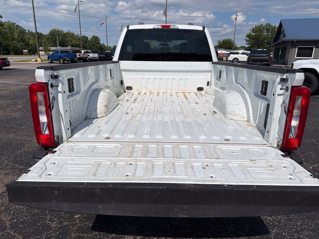 Used 2024 Ford F350 XLT AWD/4WD image 6