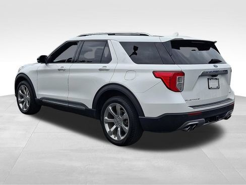 Used 2020 Ford Explorer Platinum w/ Premium Technology Package AWD/4WD image 4