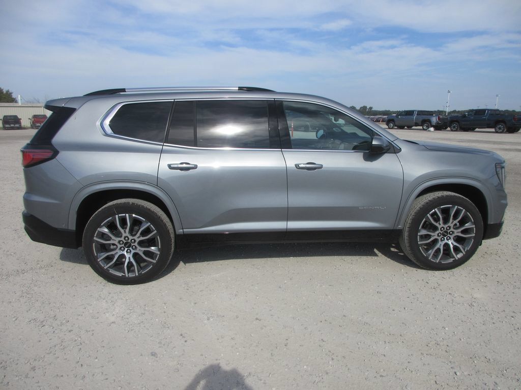 New 2027 GMC Acadia Denali Ultimate FWD image 3