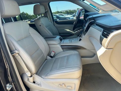 Used 2018 GMC Yukon XL Denali w/ Open Road Package AWD/4WD image 11