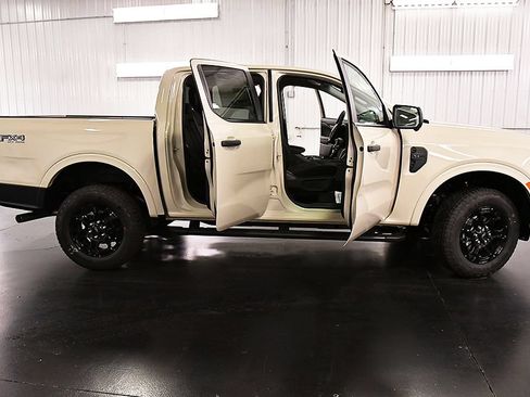 New 2026 Ford Ranger XLT w/ Equipment Group 301A High AWD/4WD image 31