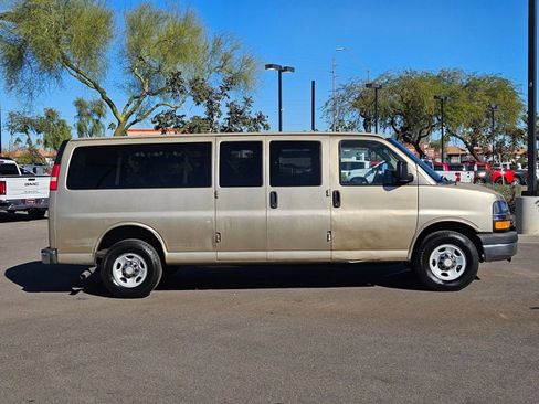 Used 2012 Chevrolet Express 3500 LT w/ LT Preferred Equipment Group image 4