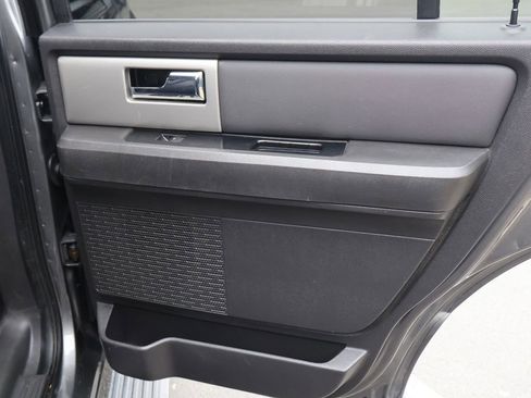 Used 2012 Ford Expedition Limited image 33