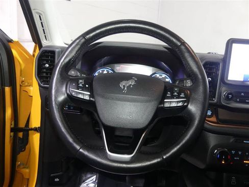 Used 2023 Ford Bronco Sport Outer Banks w/ Tech Package AWD/4WD image 31