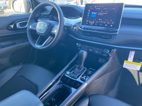 New 2026 Jeep Compass Latitude image 6