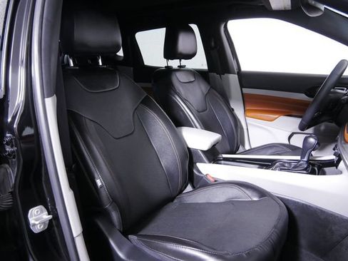 Certified 2023 Jeep Compass Limited w/ Elite Group AWD/4WD image 14
