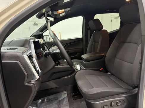 Certified 2024 GMC Canyon Elevation w/ Convenience Package image 19