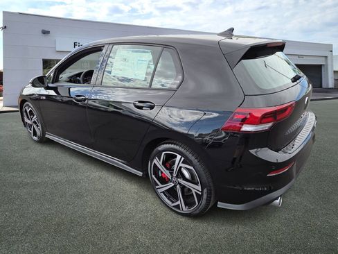 New 2026 Volkswagen GTI SE FWD image 4