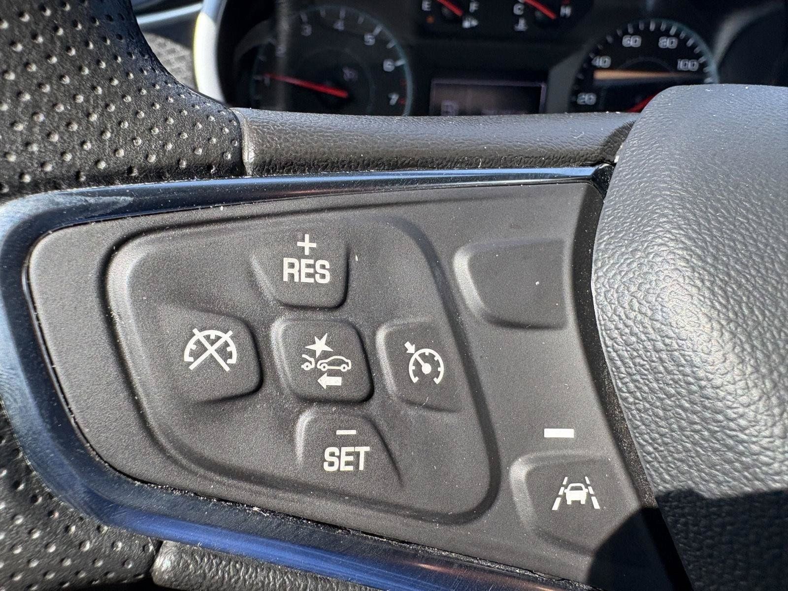 Used 2025 Chevrolet Malibu LT FWD image 29