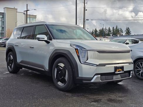 New 2026 Kia EV9 Wind image 7