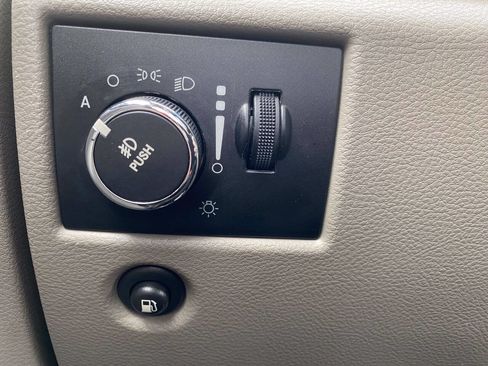 Used 2013 Jeep Grand Cherokee Laredo AWD/4WD image 33