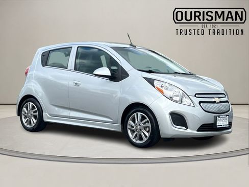 Used 2014 Chevrolet Spark LT image 1