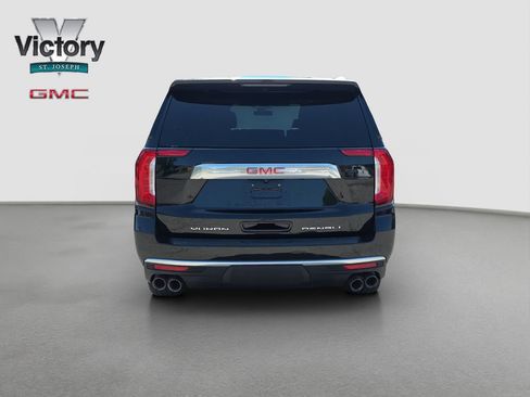 Used 2023 GMC Yukon Denali AWD/4WD image 16