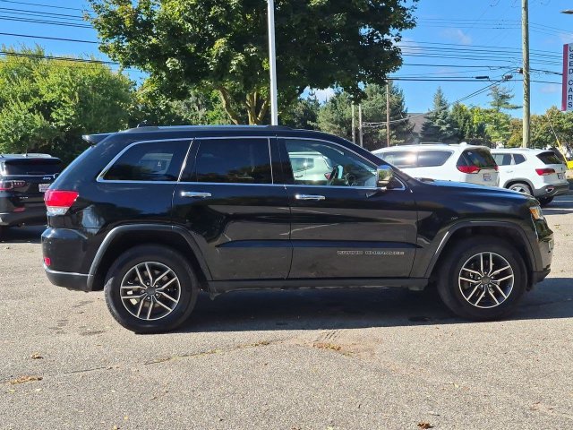 Used 2019 Jeep Grand Cherokee Limited AWD/4WD image 2