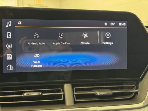 New 2026 Chevrolet Trax LT FWD image 39