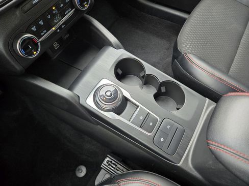 Used 2025 Ford Escape ST-Line image 29