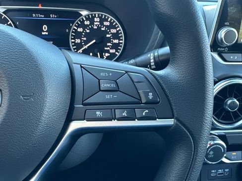 New 2025 Nissan Sentra SV image 38