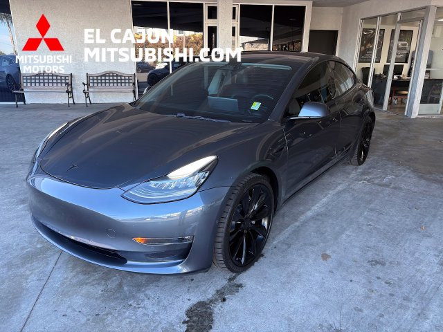 Used 2018 Tesla Model 3 Long Range RWD image 8