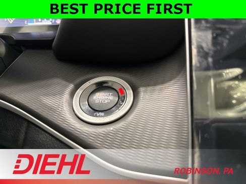 New 2025 Jeep Grand Cherokee Laredo w/ Luxury Tech Group I image 27