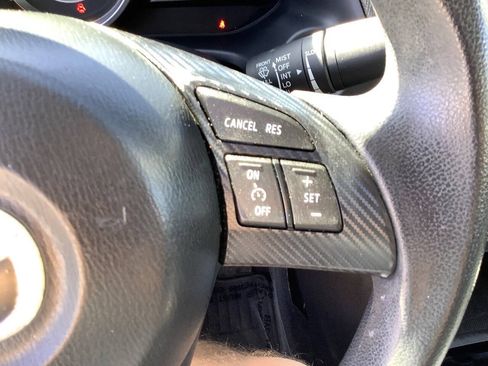 Used 2016 MAZDA MAZDA3 i Sport FWD image 41