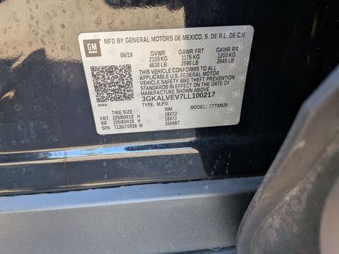 Used 2020 GMC Terrain SLT AWD/4WD image 16