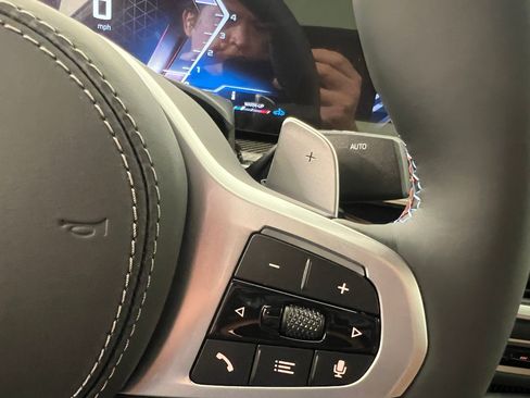 New 2026 BMW X6 M60i image 27