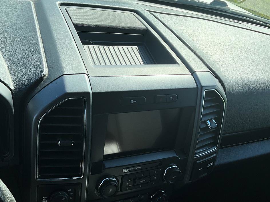 Used 2019 Ford F150 XLT w/ Equipment Group 302A Luxury AWD/4WD image 20