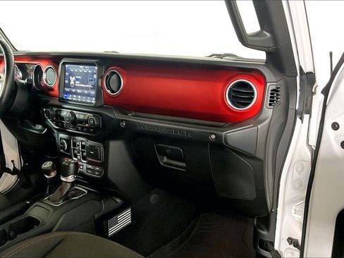 Used 2019 Jeep Wrangler Unlimited Rubicon image 15