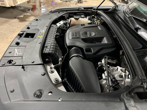 Used 2023 Jeep Grand Cherokee Overland w/ Advanced Protech Group III image 31