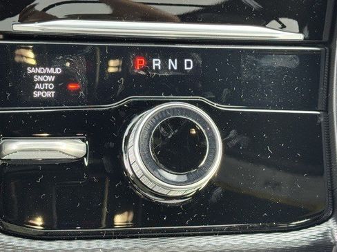 New 2025 Jeep Grand Cherokee Limited w/ Trailer Tow Package image 23