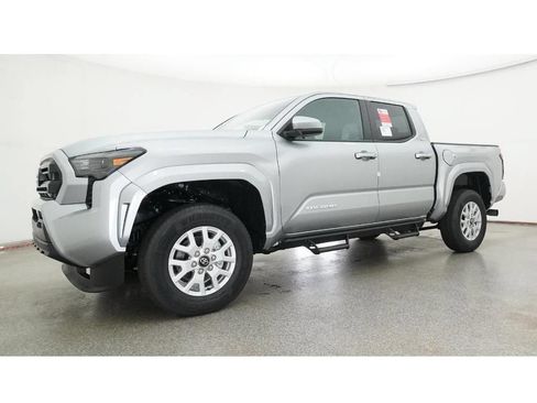 New 2026 Toyota Tacoma SR5 AWD/4WD image 17