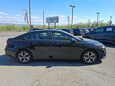 Used 2020 Kia Forte LXS FWD image 6
