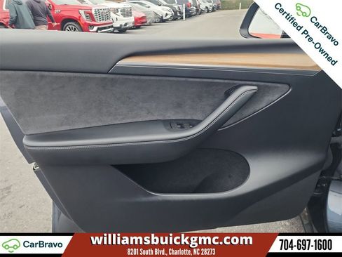 Used 2023 Tesla Model Y Long Range image 21