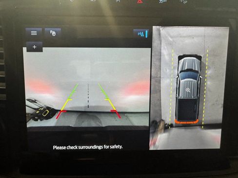 Used 2021 Ford F150 Platinum w/ FX4 Off-Road Package image 7