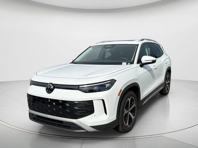 New 2026 Volkswagen Tiguan SE