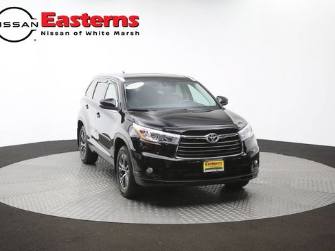 Used 2016 Toyota Highlander XLE AWD/4WD image 48