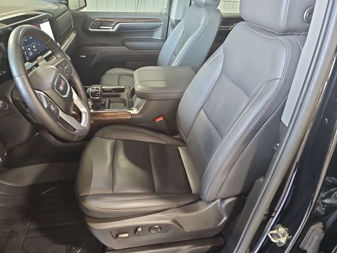 Used 2024 GMC Sierra 1500 Elevation w/ Elevation Premium Package AWD/4WD image 14