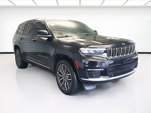 Used 2021 Jeep Grand Cherokee L Summit image 3