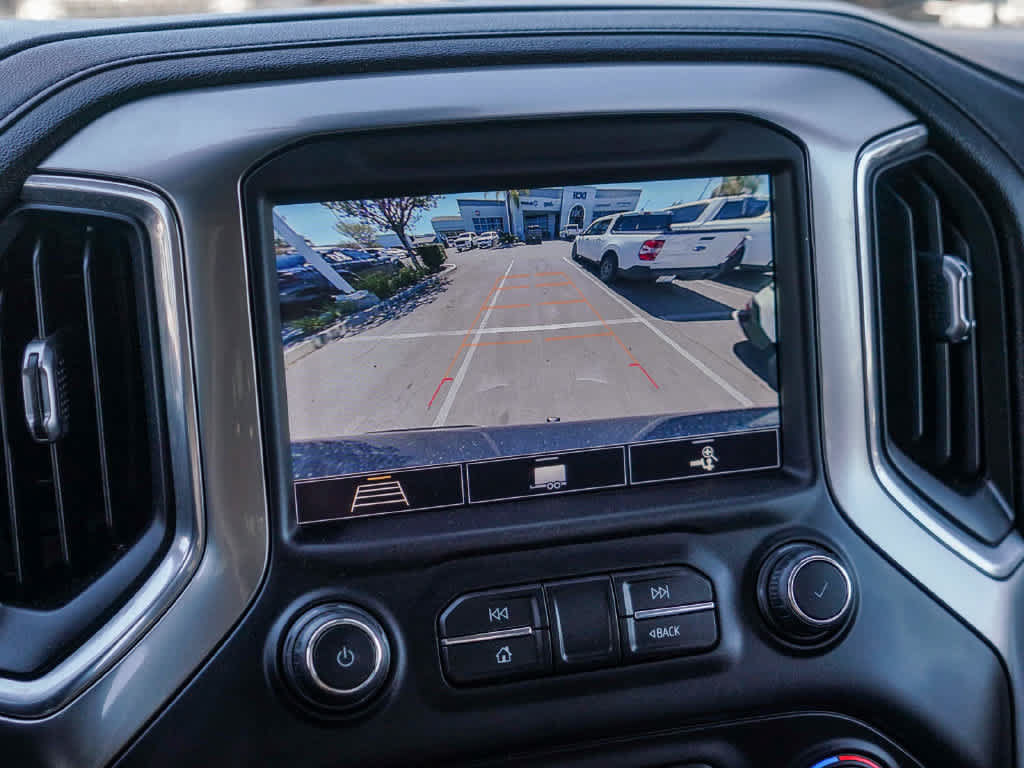 Used 2020 Chevrolet Silverado 1500 LTZ w/ LTZ Premium Package AWD/4WD image 46