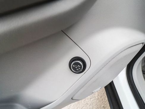 Used 2018 GMC Acadia SLE w/ Driver Alert Package I image 38