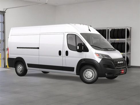 New 2025 RAM ProMaster 2500 w/ Convenience Group image 7