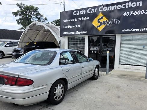 Used 2003 Buick Regal LS w/ LS Luxury Plus Package FWD image 11