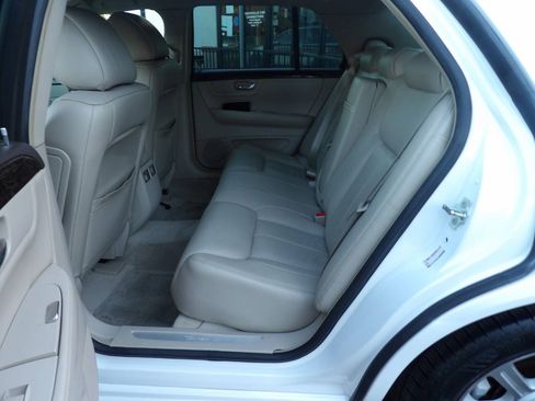 Used 2009 Cadillac DTS FWD image 8