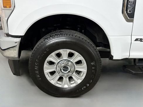Used 2022 Ford F350 XLT image 33