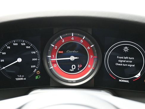 Used 2022 Porsche 911 Turbo image 11