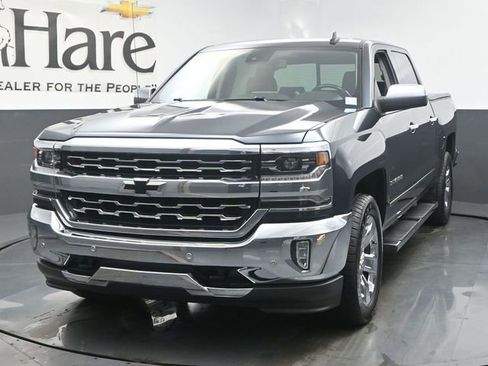 Used 2017 Chevrolet Silverado 1500 LTZ w/ LPO, Street Package image 7