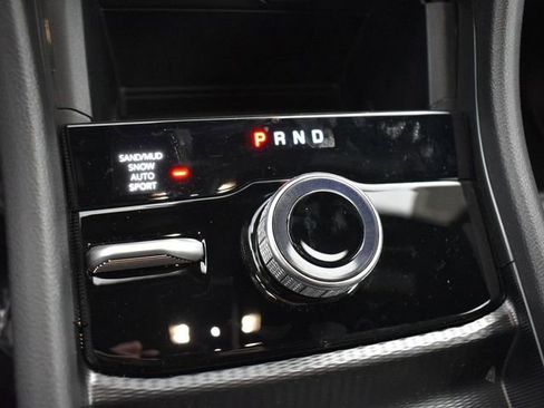 New 2025 Jeep Grand Cherokee Limited w/ Black Appearance Package image 31