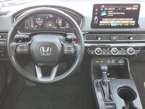 Used 2023 Honda Civic Touring image 31