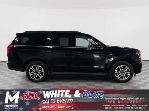 Used 2025 Ford Expedition Active AWD/4WD image 1