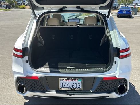 Used 2022 Genesis GV70 2.5T AWD/4WD image 19